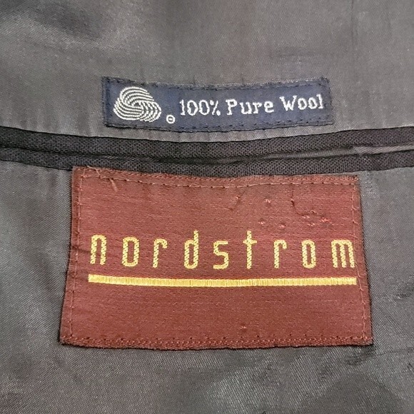 BURBERRY'S Vintage Pinstripe Blazer - Picture 10 of 10